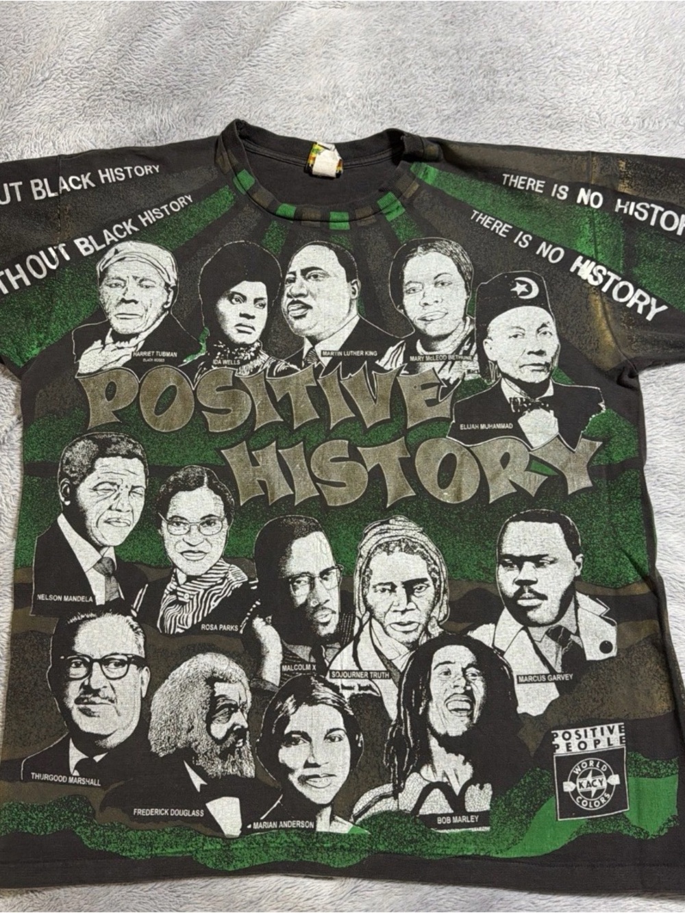 Vintage Kacy World Colors Positive History T Shirt 90's AOP XL Single Stitch USA - Picture 1 of 6